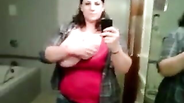 fat titty craigslist chick in the bathroom