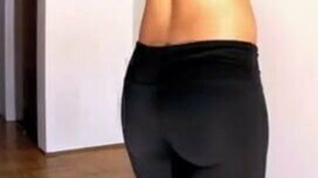 jaime koeppe fitness model ass jiggling in black shorts