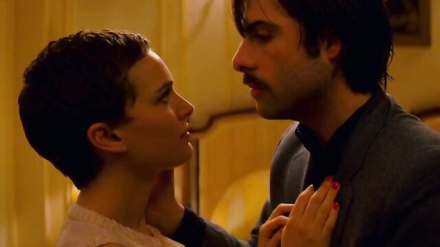 Natalie Portman - Hotel Chevalier (2007)
