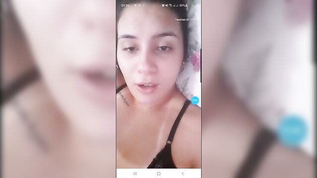 Monique Dias - Facecast Public Chat Full Flash