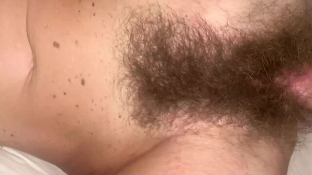 Hairy Sara gets her hairy pussy fucked