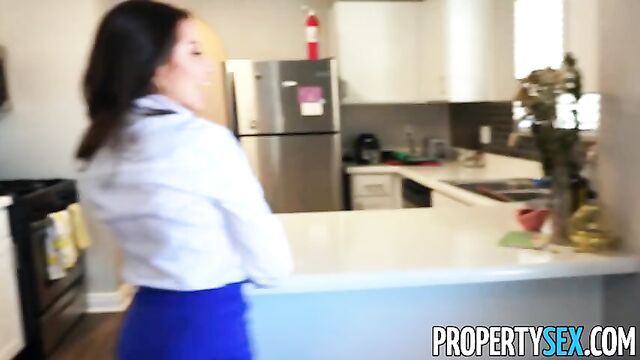 PropertySex – Flirty Real Estate Agent Bangs New Client