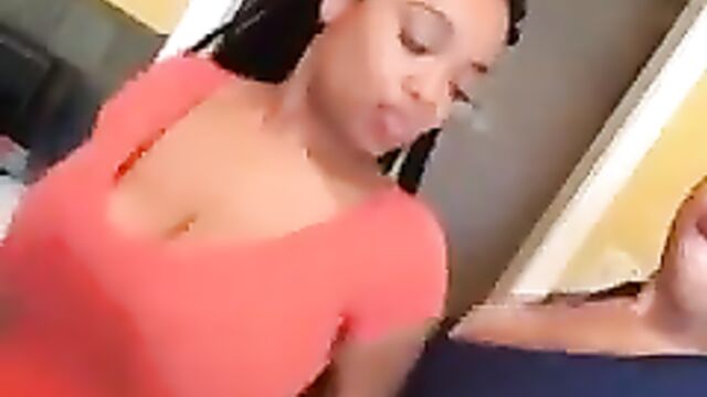 QueenNefertitty Big titty twerk