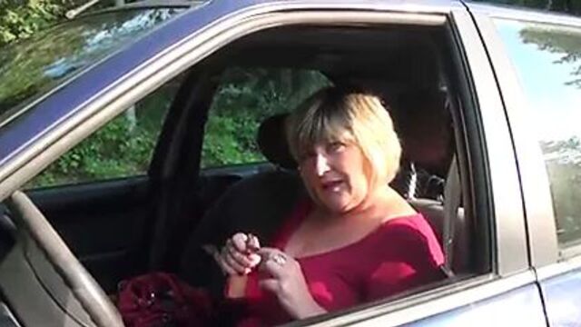 Big tits Granny gives road head oudoors in car meet