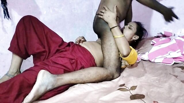 Desi hot bhabhi fucking Anal with brother in law