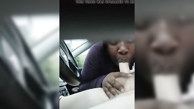 Black BBW street hooker car blowjob and CIM