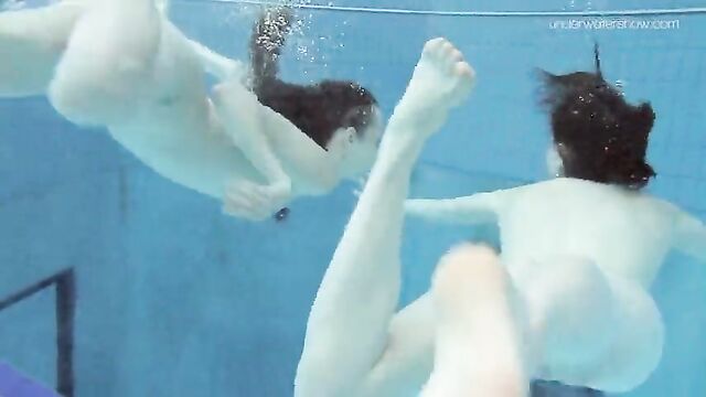 Anna Netrebko and Lada Poleshuk underwater lesbos