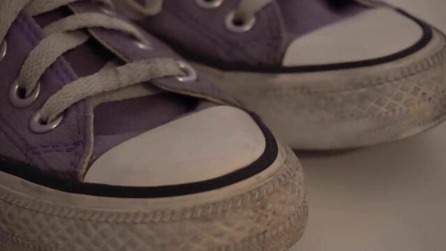 My Sister's Shoes: Converse purple low I 4K