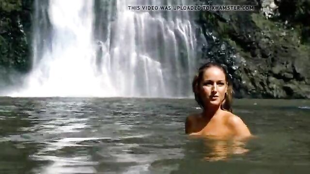 Leelee Sobieski - 'Hercules'