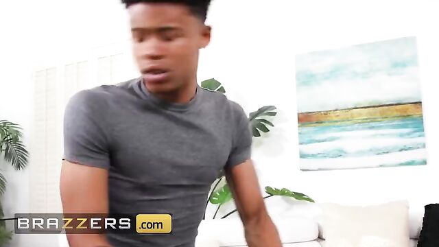 Lil D Pounds Victoria Cakes Until She Squirts - Brazzers