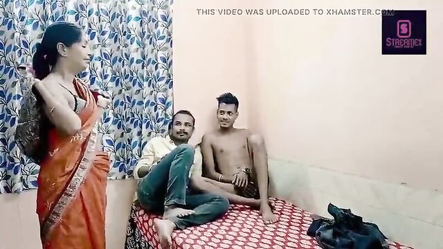 Threesome Hardcore Indian Bhabi Doggy style