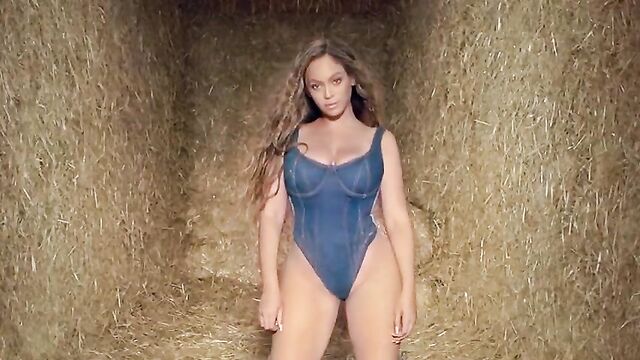 Beyonce – Ivy Park Rodeo Part II