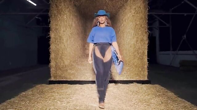 Beyonce – Ivy Park Rodeo Part II